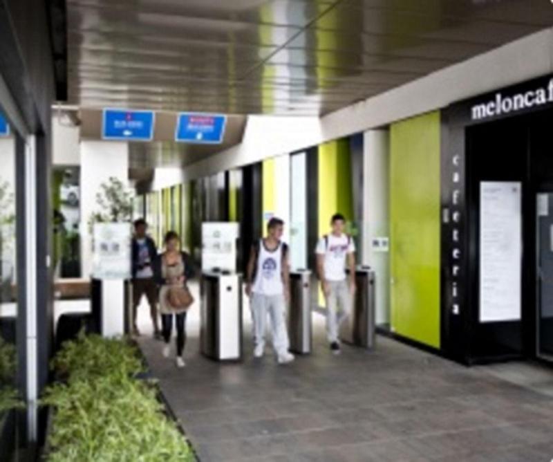 Residencia Melon District Marina Hotel Барселона Екстериор снимка