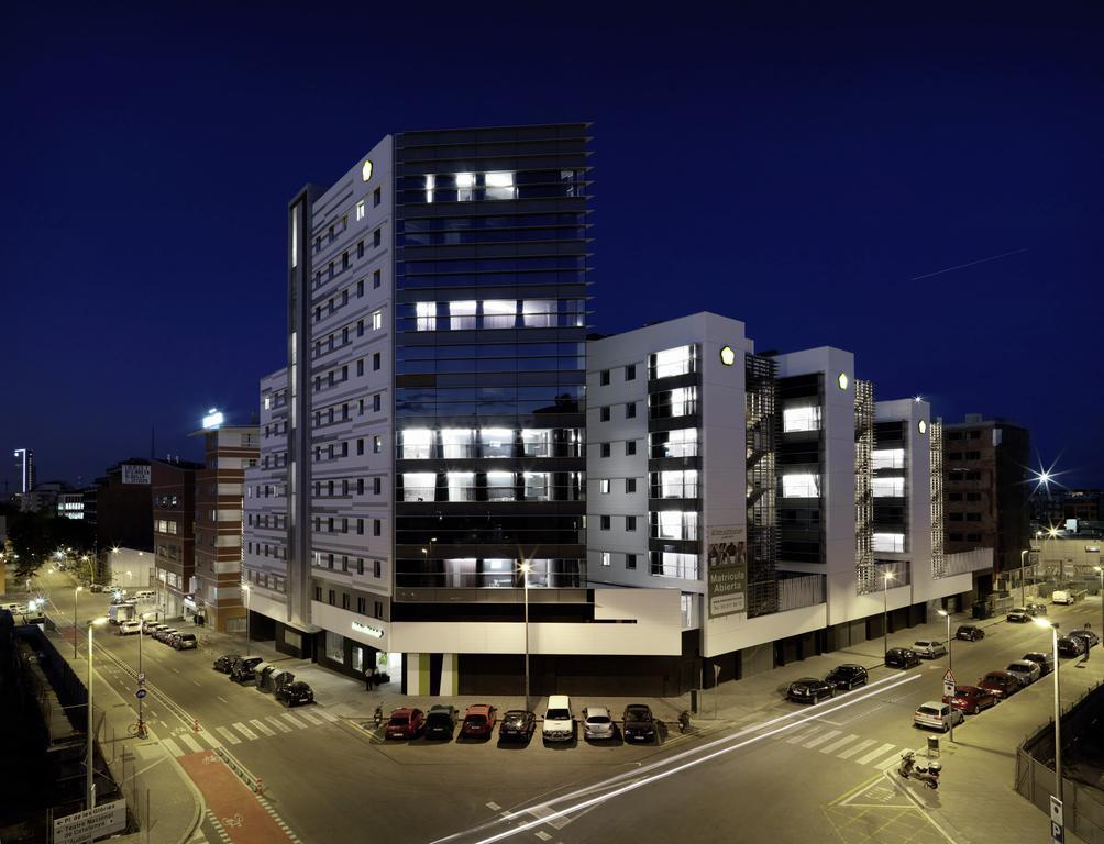 Residencia Melon District Marina Hotel Барселона Екстериор снимка